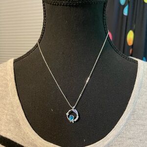 Elegant Silver and Blue Gemstone Necklace